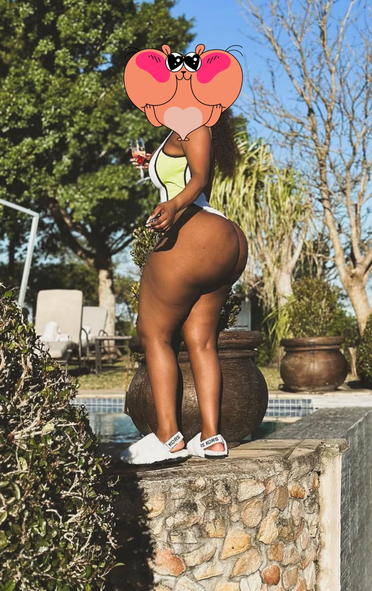 גני נתניה -אפריקאית בת 35